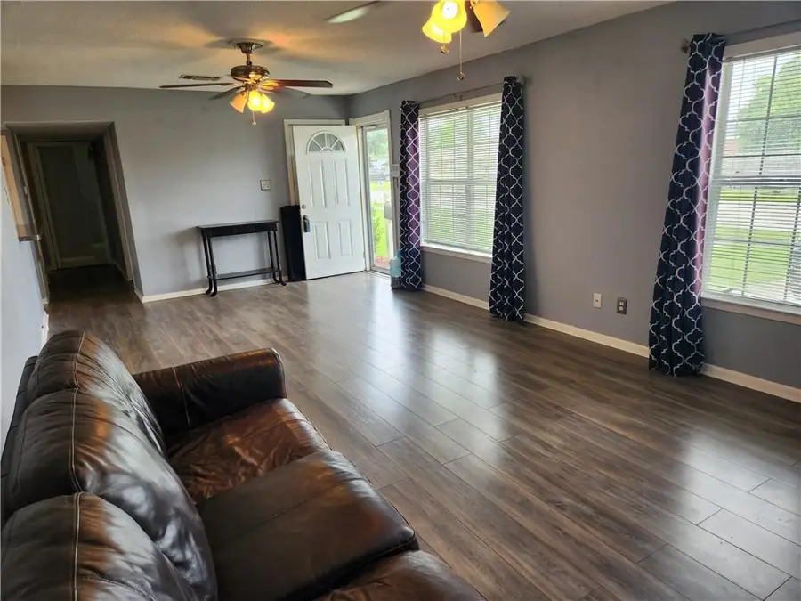 2124 S Butterfly Circle, Terrytown, LA 70056 - #3