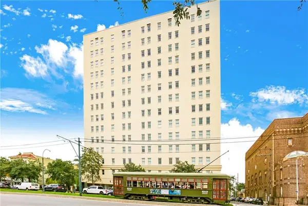 1205 St Charles Avenue #1015, New Orleans, LA 70130