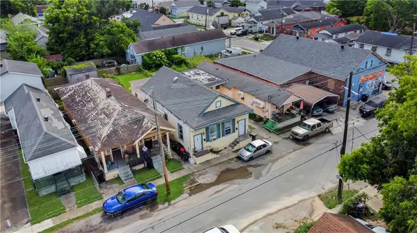 8626-28 Belfast Street, New Orleans, LA 70118