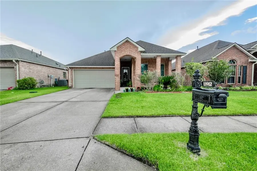 13912 Stone Gate Drive, Baton Rouge, LA 70816 - #2