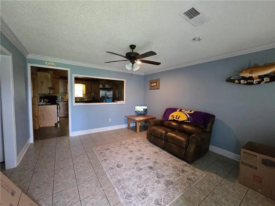 504 Magnolia Avenue, La Place, LA 70068 - #2