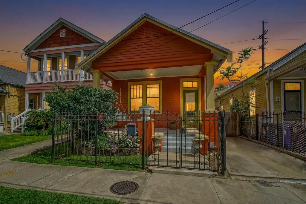 7719 Oak Street, New Orleans, LA 70118 - #1