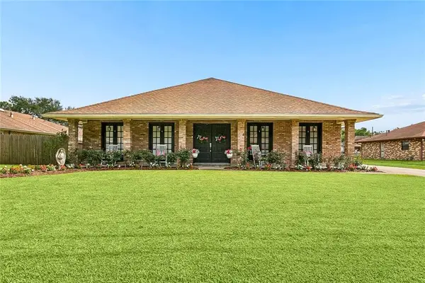 112 Langridge Drive, Belle Chasse, LA 70037