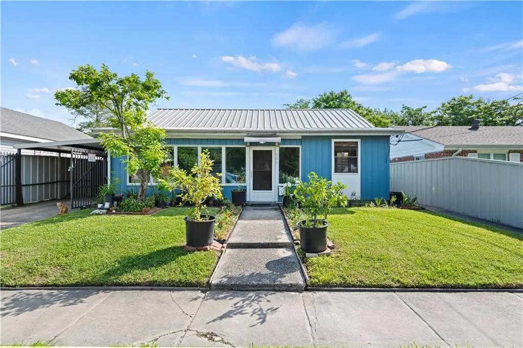 135 6th Street, Bridge City, LA 70094 - #1