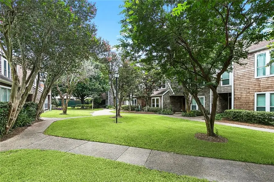 2 Spinnaker Lane, New Orleans, LA 70124 - #2