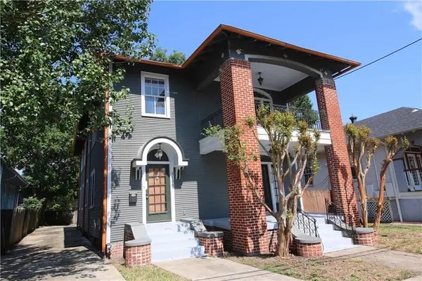 3106 Upperline Street, New Orleans, LA 70125
