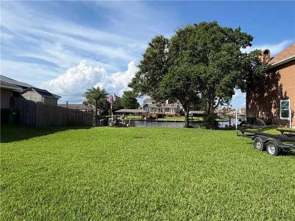 418 Eden Isle Boulevard, Slidell, LA 70458