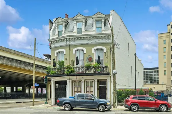 1061 Camp Street #D, New Orleans, LA 70130