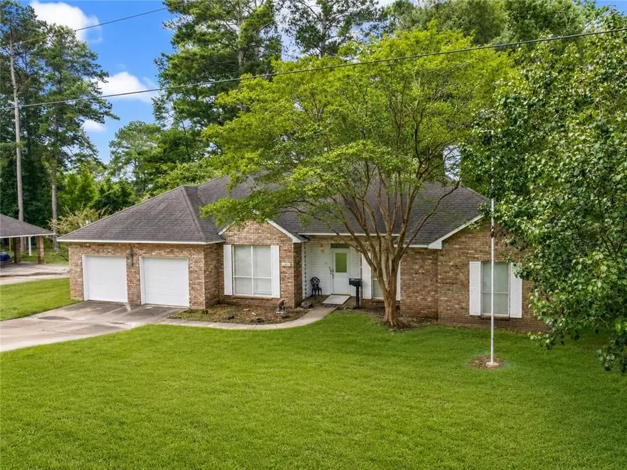 1606 West Medalist Road, Pineville, LA 71360 - #2