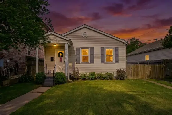 704 Metairie Lawn Drive, Metairie, LA 70001