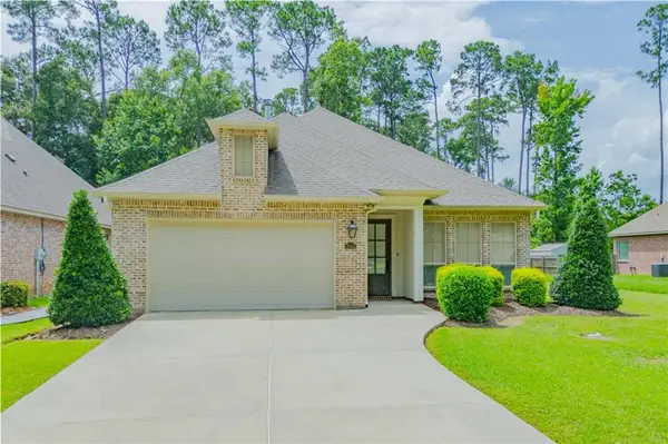 2064 Molitor Street, Mandeville, LA 70448