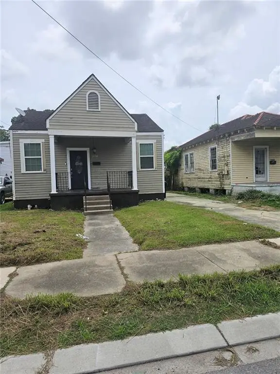 3329 Frenchmen Street, New Orleans, LA 70122
