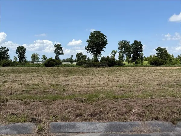 160 Audubon Place, Belle Chasse, LA 70037