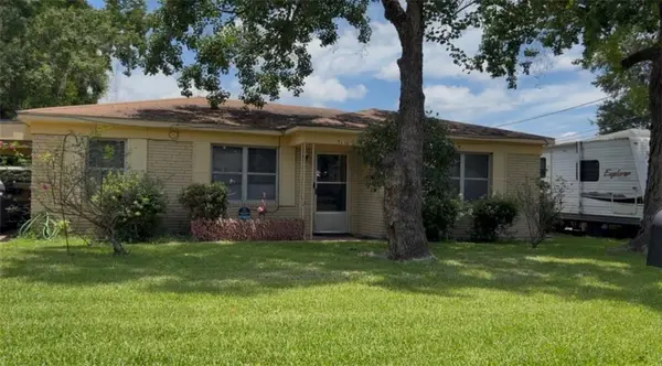 5116 Broadmoor Court, Alexandria, LA 71301