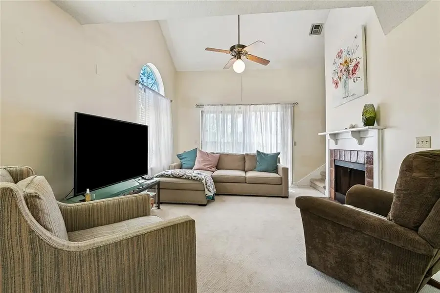 2002 Greenpoint Drive #2002, New Orleans, LA 70114 - #3