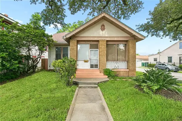 2905 St Bernard Avenue, New Orleans, LA 70119