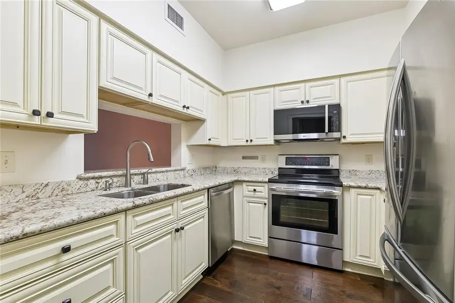 800 Rue Burgundy Street #123, Metairie, LA 70005 - #2