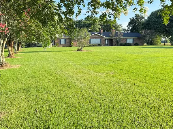 242 Vick Road, Effie, LA 71331