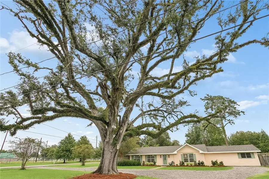 400 S. 4th Street, Ponchatoula, LA 70454 - #3