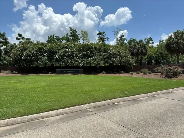 5440 Eastover Drive South, New Orleans, LA 70128