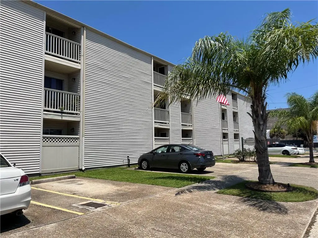 2330 Edenborn Avenue #201, Metairie, LA 70001 - #1
