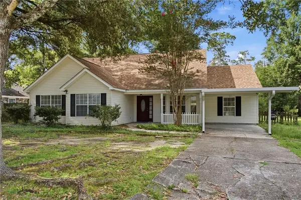 30 Shady Oaks Drive, Covington, LA 70433
