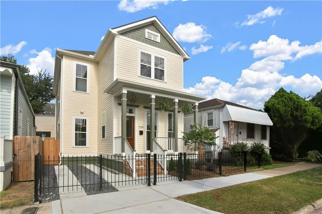 709 Valence Street, New Orleans, LA 70115 - #1