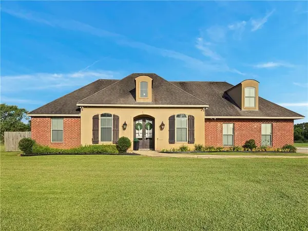 117 Highland Crest Drive, Covington, LA 70435