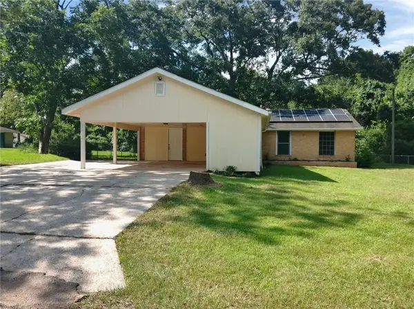 1215 W 10th Street, Bogalusa, LA 70427