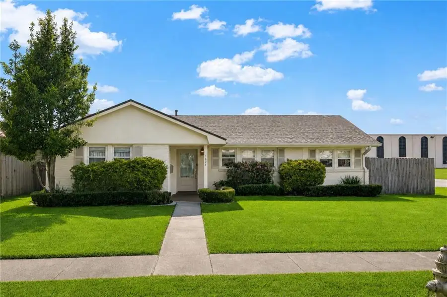 1824 Ridgelake Drive, Metairie, LA 70001 - #2
