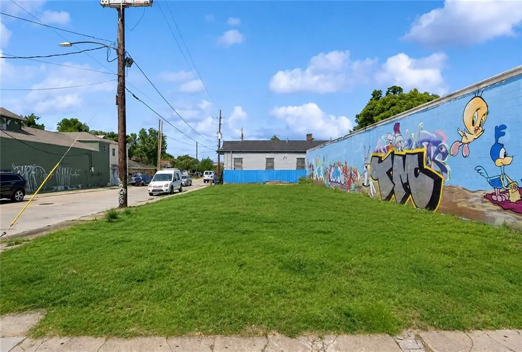 4201 St Claude Avenue, New Orleans, LA 70117 - #1