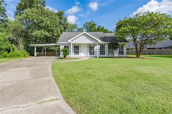 157 Parkview Court, Ponchatoula, LA 70454