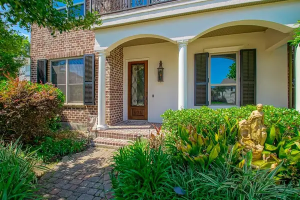 604 Ferriday Court, Harahan, LA 70123