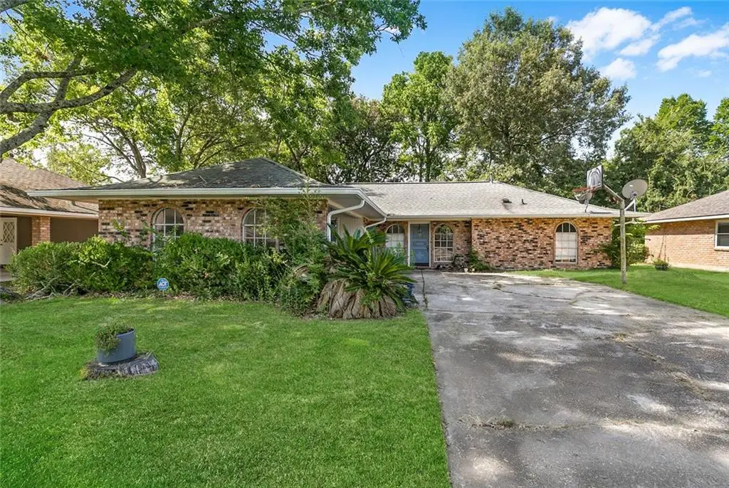 16840 Dahlgren Avenue, Baton Rouge, LA 70817 - #1