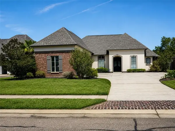 8415 Quiet Creek Drive, Denham Springs, LA 70726