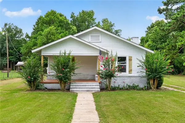 1102 W 6th Street, Bogalusa, LA 70427
