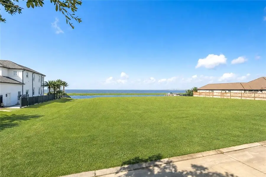 1020 Lakeshore Boulevard, Slidell, LA 70461 - #2