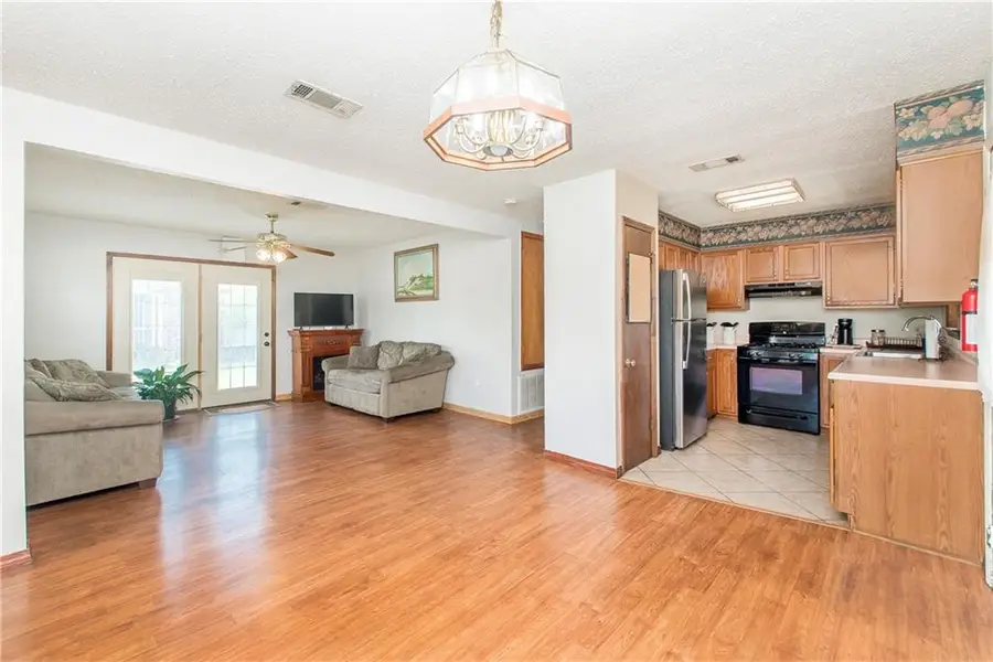 231 Douglas Drive, River Ridge, LA 70123 - #2