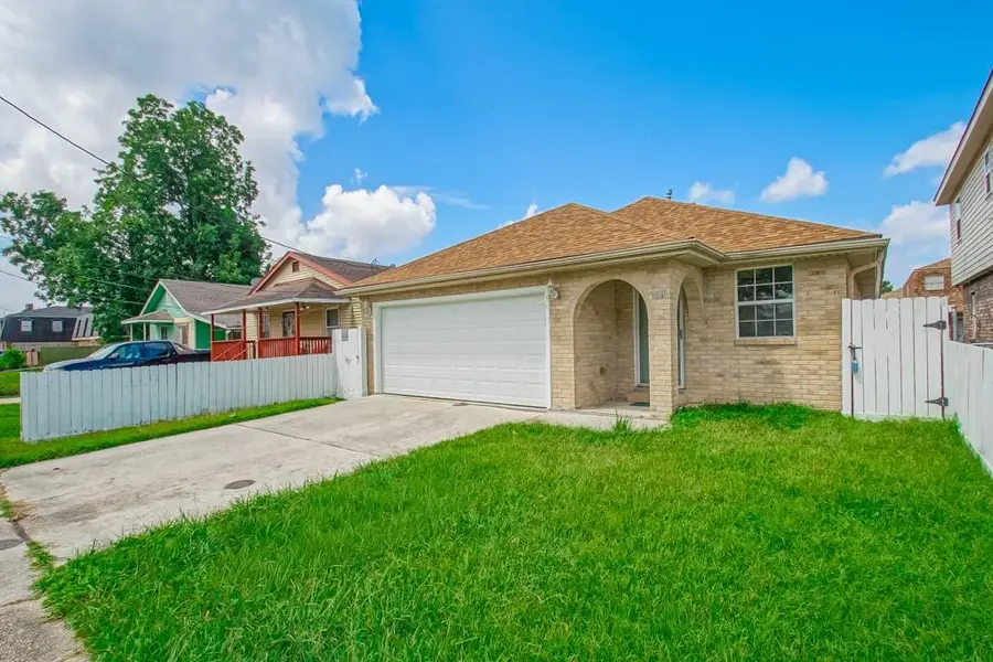 7826 Read Boulevard, New Orleans, LA 70127 - #2