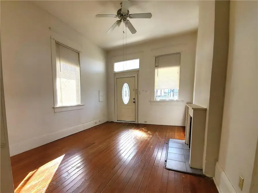 2835 37 General Pershing Street, New Orleans, LA 70115 - #3