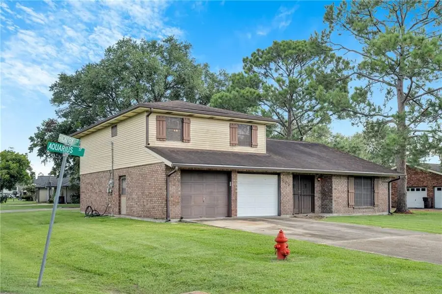 605 Aquarius Street, Hahnville, LA 70057 - #2