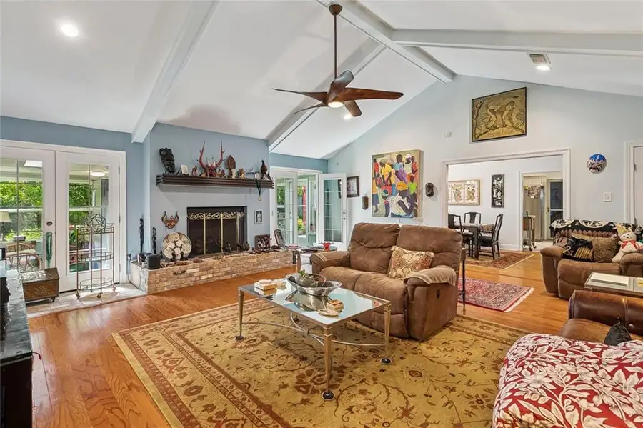 565 Barbara Place, Mandeville, LA 70448 - #2