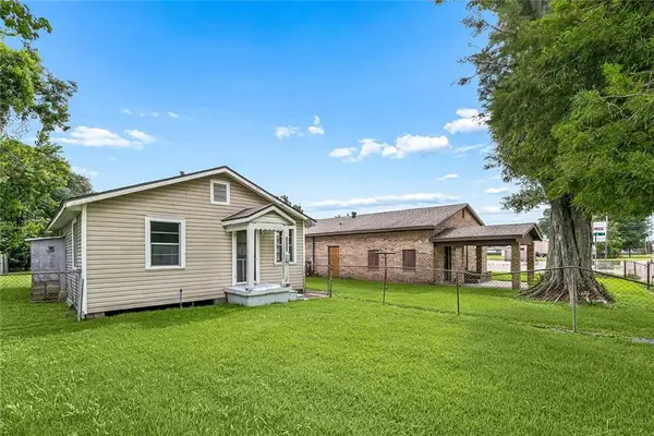 1 W B Street, Norco, LA 70079