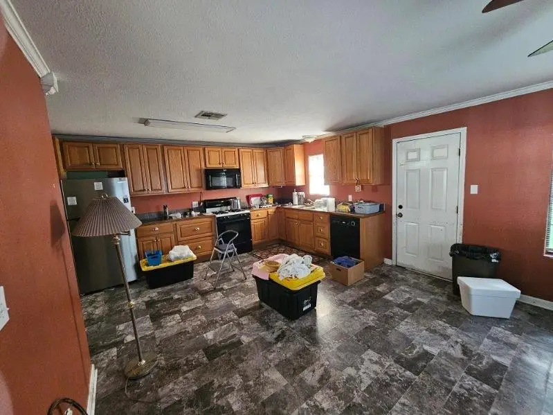 207 S Coleman Street, Welsh, LA 70591 - #2