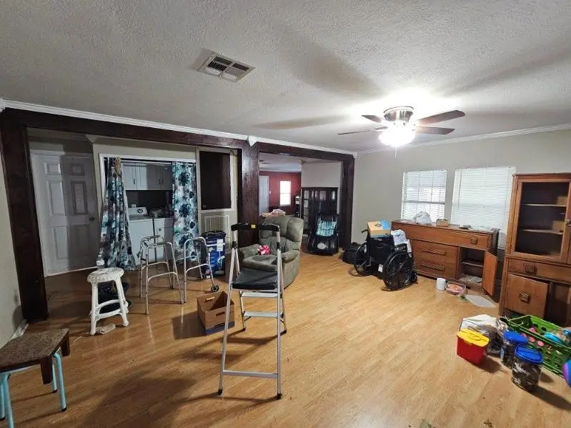 207 S Coleman Street, Welsh, LA 70591 - #3