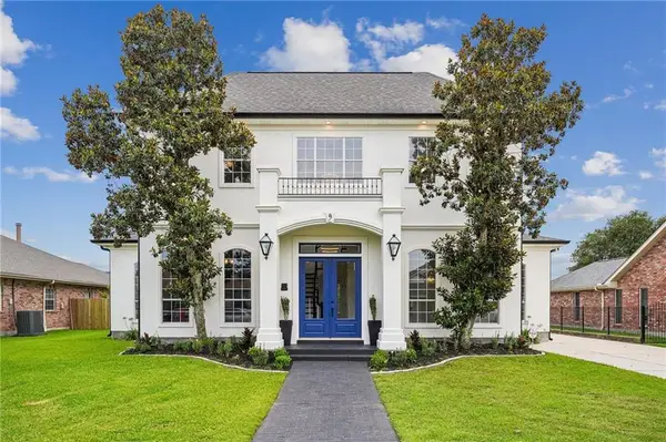 9 Woodlake Boulevard, Kenner, LA 70065