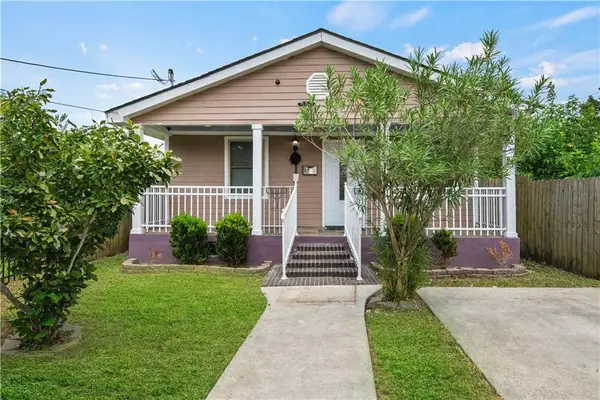 1711 Charbonnet Street, New Orleans, LA 70117