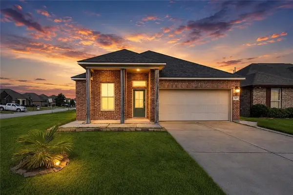 101 E Lake Court, Slidell, LA 70461