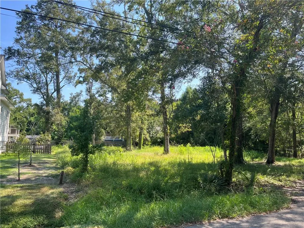 2631 Jefferson Street, Mandeville, LA 70448 - #1
