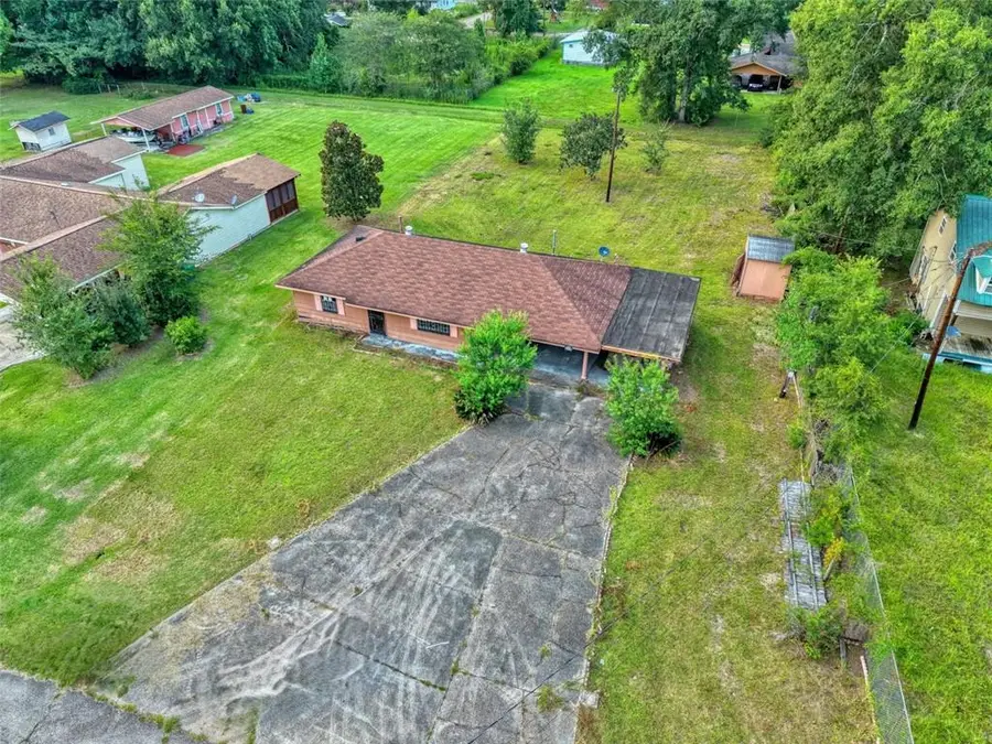 1907 Davenport Avenue, Bogalusa, LA 70427 - #2